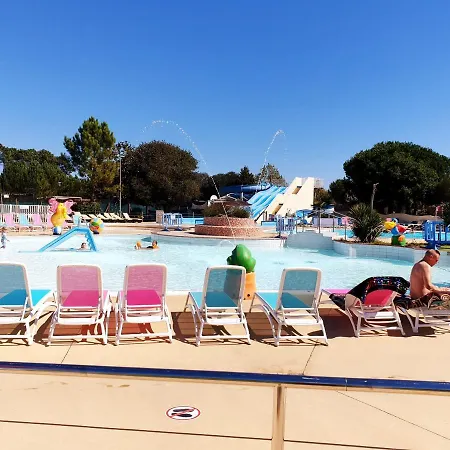 Campsite Mobil 562 3 Ch Proche Foret Village 4 Etoiles Siblu La Reserve Gastes